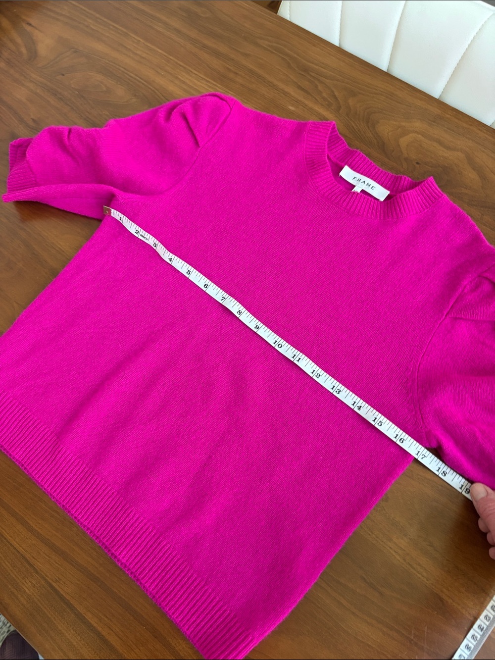 FRAME Cashmere Short Sleeve Ruched Sleeve Sweater Magenta Size Small - Picture 8 of 10